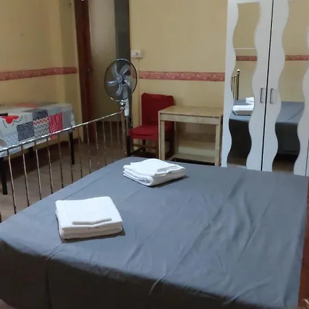 アパートホテル Casa Della Pace チェルノッビオ
