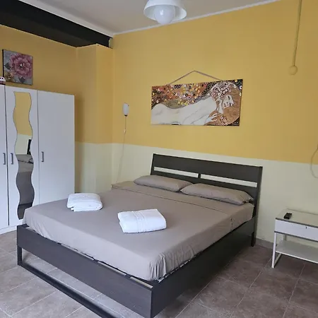 Casa Della Pace Aparthotel